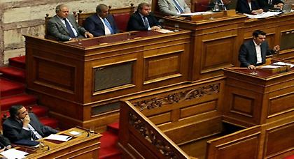 Σύγκρουση κορυφής για τον προϋπολογισμό με το βλέμμα στους 180