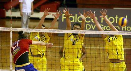 Βαράει διάλυση η ΑΕΚ…