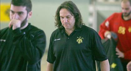 Χαμός και στο χάντμπολ της ΑΕΚ!