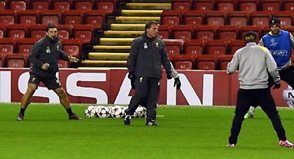 Νίκη-πρόκριση για τη Λίβερπουλ