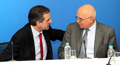 Σε κινούμενη άμμο το Μαξίμου μετά τους... 160