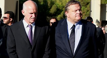 Η απίστευτη ατάκα Βενιζέλου για τον Γιώργο: «Τελικά… δημοψήφισμα θέλει να κάνει, όχι κόμμα»!