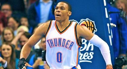 Έλειπε ο ΛεΜπρον, έλαμψε η Θάντερ!