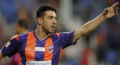 Μαθαίνει κρίκετ ο Κατσουράνης (pics)