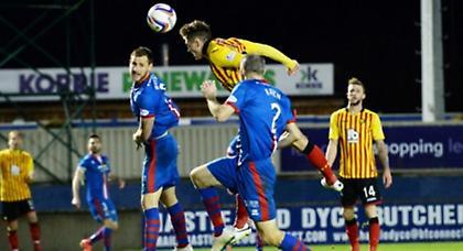 «Κατέρρευσε» η Ινβερνές, ανεβαίνει η Αμπερντίν