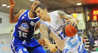 Χτύπησε τη μασκότ ο Μπούλιαν!