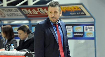 Παπαθεοδώρου: «Πολλά λάθη για εκτός έδρας ματς»