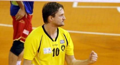 Διαζύγιο για ΑΕΚ και Μπουρκόφσκι