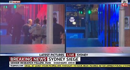 Αυστραλία: Εισβολή αστυνομικών στο καφέ που κρατούνται όμηροι