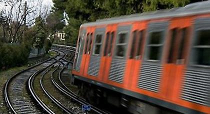Νεκρή η ηλικιωμένη γυναίκα που έπεσε στις γραμμές του τρένου