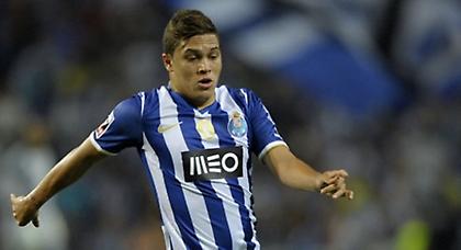 Εξ ολοκλήρου «δράκος»