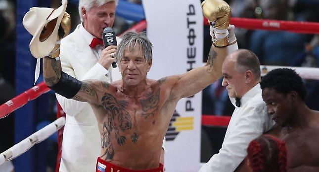 «Στημένος ο αγώνας με τον Μίκι Ρουρκ»