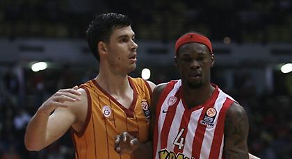 Χάνει Ολυμπιακό ο Έρτσεγκ!