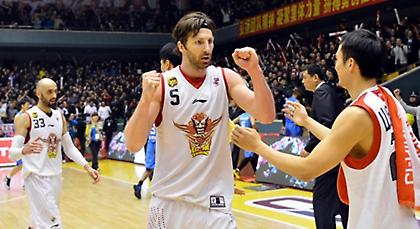 Έρχεται ο Ίνγκλις, παλεύει για Βρόμαν