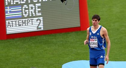 Βλέπει ψηλά ο Μάστορας