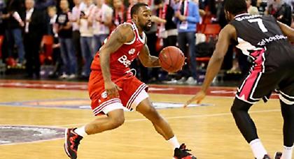 Έμεινε ο ΜακΚάλεμπ!