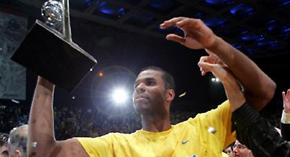 Επισκέφτηκε τη Μακάμπι ο Κόμματος