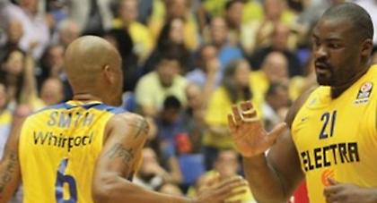 Πλήρης και με κόσμο η Μακάμπι