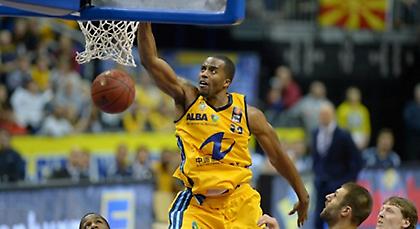 Πρωτοχρονιάτικο… πάρτι για Άλμπα!