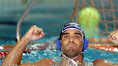 «Eρυθρόλευκος» ο Αφρουδάκης