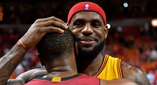 Συμπαίκτες ξανά του χρόνου ΛεΜπρον και Γουέιντ; (video)