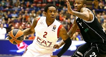 Εικοσάρα στην Αρμάνι η Νίζνι