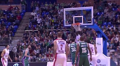 Top 10 με ισχυρή δόση «αιωνίων» (video)