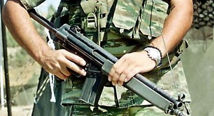 Ύποπτη απόπειρα κλοπής από στρατόπεδο στη Μαλακάσα