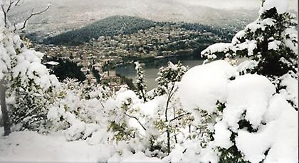Στην κατάψυξη όλη η χώρα - Πού χιονίζει
