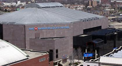 Στους δημότες τα έξοδα για το νέο γήπεδο των Μπακς;