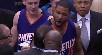 Τα έψαλλε στον προπονητή του! (video)