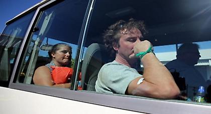 Τρεις νεκροί από βύθιση τουριστικού πλοίου