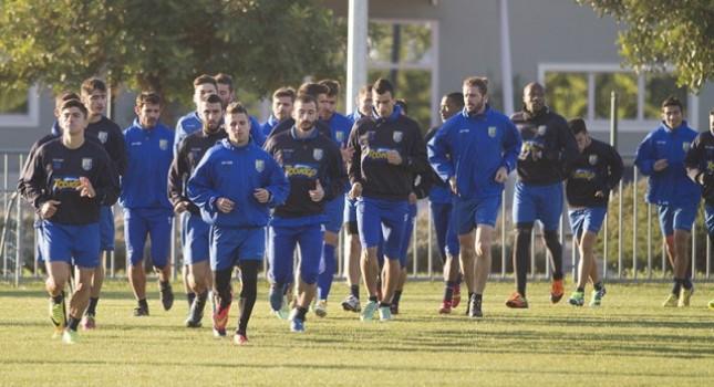 Χωρίς τρεις με ΠΑΣ