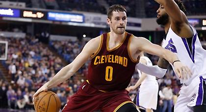 Λοβ: «Δεν σκοπεύω να φύγω»