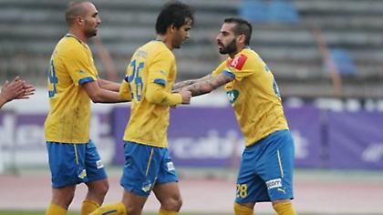 Βήμα πρόκρισης με Τζεμπούρ