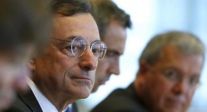 FT: Το δίλημμα των ελληνικών ομολόγων και πώς θα το αντιμετωπίσει η ΕΚΤ