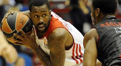 Χειρουργήθηκε ο ΜακΚάλεμπ, ίσως μείνει στην Μπάγερν