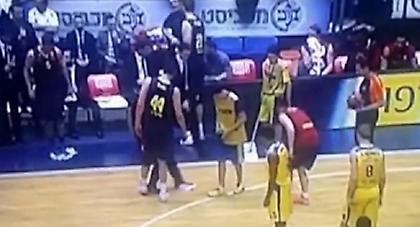 Άρχισαν το… σφουγγάρισμα στην Μπάρτσα! (video)