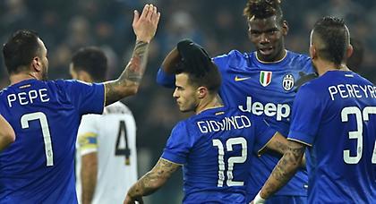 Σκόραρε σχεδόν η μισή Γιουβέντους! (video)