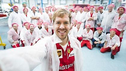 Ο Φέτελ με τη νέα του ομάδα (pic)