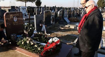 Στεφάνι στον Ίβκοβιτς από τη Γαλατά (video)