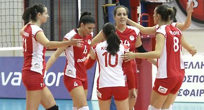 Άνετο πέρασμα ο Ολυμπιακός