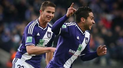 Μείωσε από την κορυφή η Άντερλεχτ