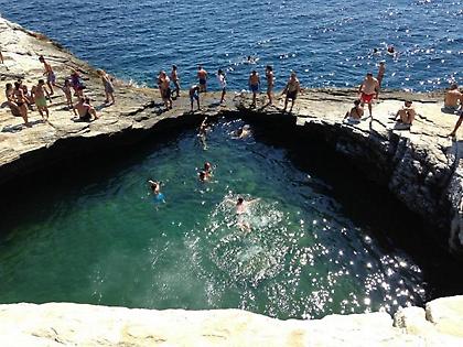 Η φυσική πισίνα της Θάσου στις καλύτερες παγκοσμίως