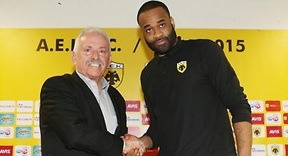 Χέρστον: «Έχει πολύ μεγάλη παράδοση η ΑΕΚ»