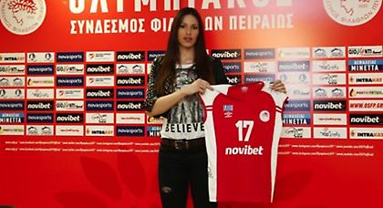 Νέσοβιτς: «Στο γήπεδο δεν έχει σημασία αν είσαι όμορφη»