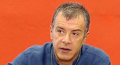 Αποχώρηση Κωστόπουλου από το Ποτάμι με αιχμές κατά Θεοδωράκη