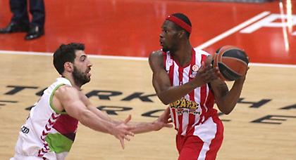 Πέτγουεϊ: «Στο ημίχρονο μας βοήθησε κόουτς»