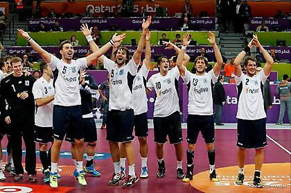 Στους «16» Ισλανδία και Αργεντινή