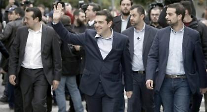 Τα χιουμοριστικά σχόλια στο twitter για τη νέα κυβέρνηση